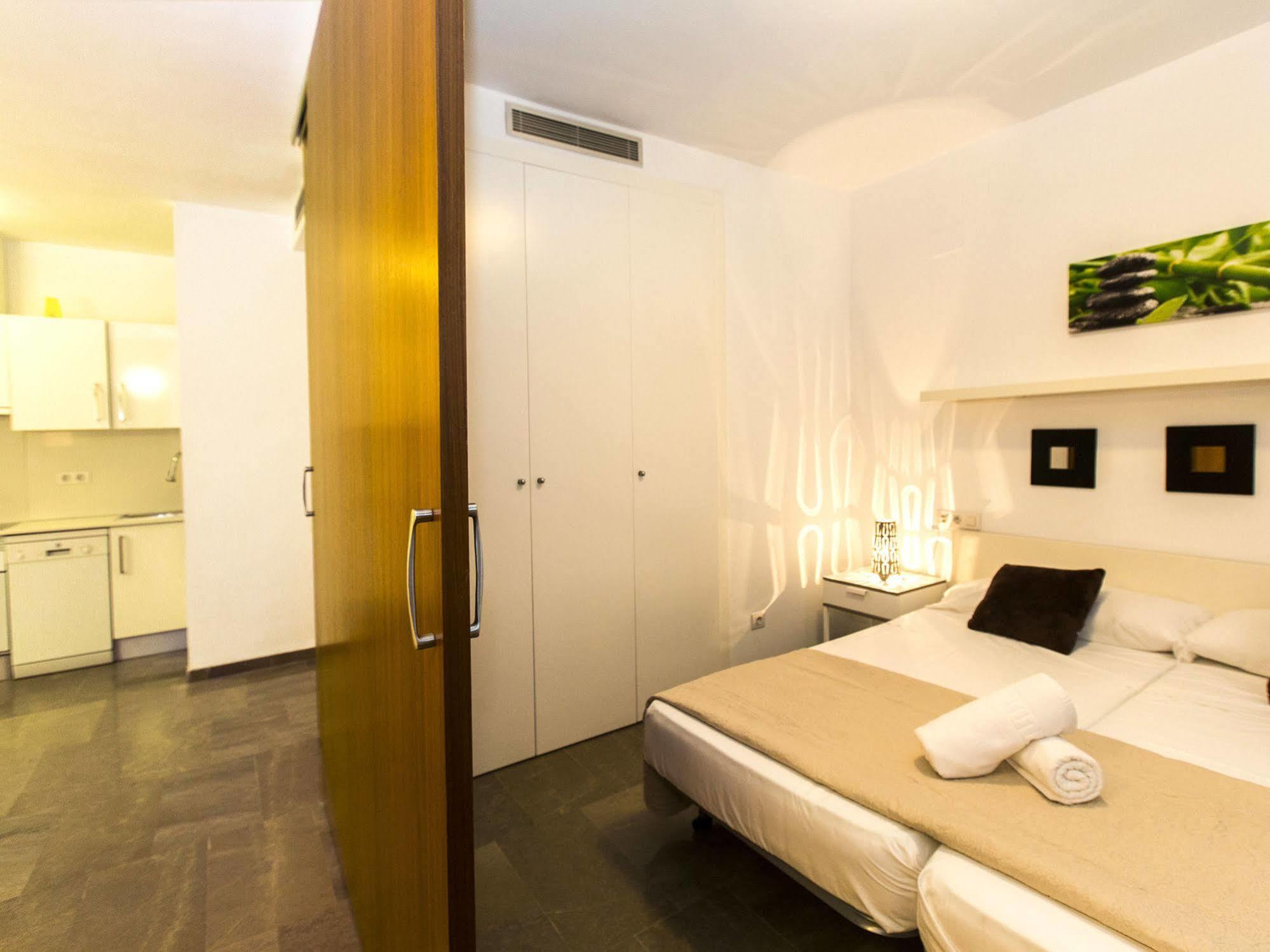 Ferienwohnung Total Valencia Vitoria Exterior foto